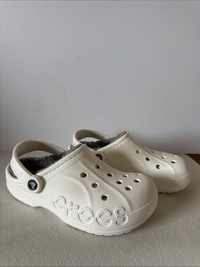 CROCS clogs